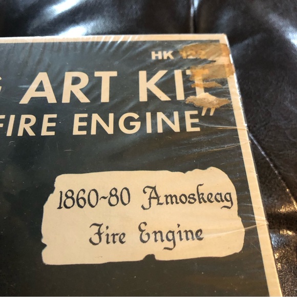 Vintage Never Open Hazels Kaboodles String Art Kit “Antique Fire Engine “ - Picture 6 of 7